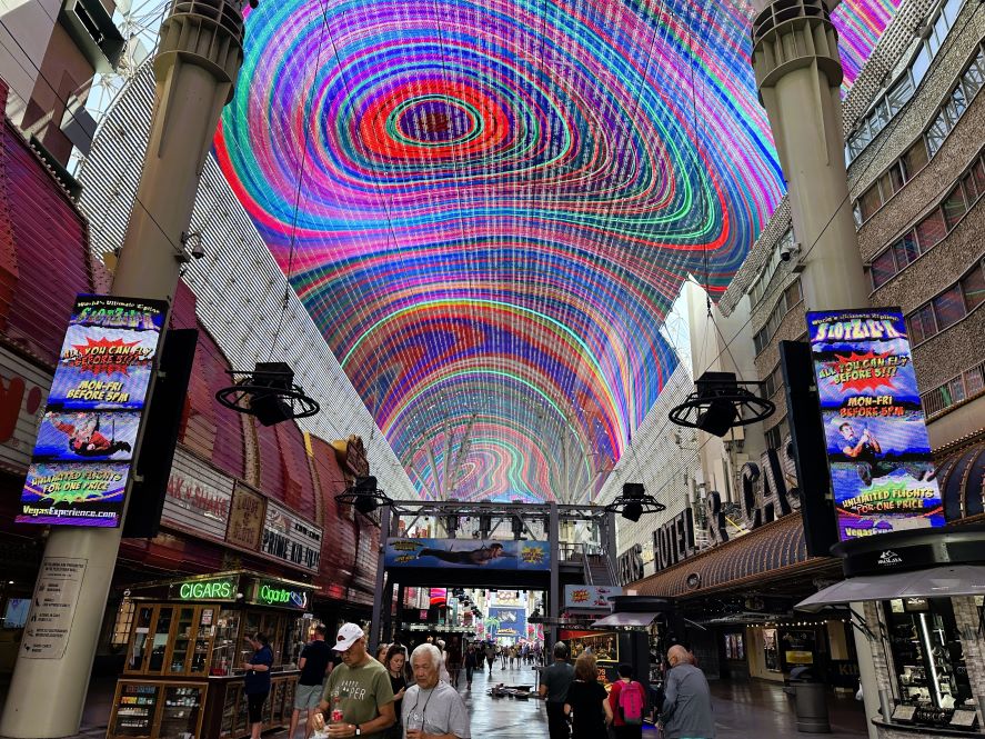 Фремонт (Fremont Street) 