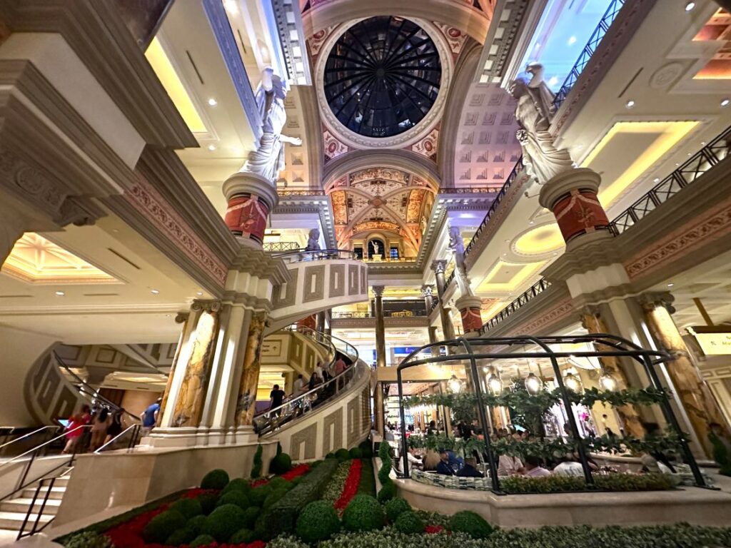 готель Caesars Palace