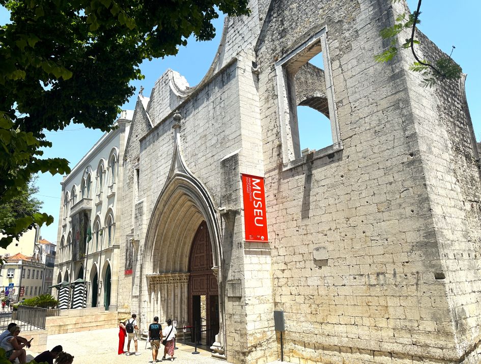 Museu Arqueológico do Carmo
